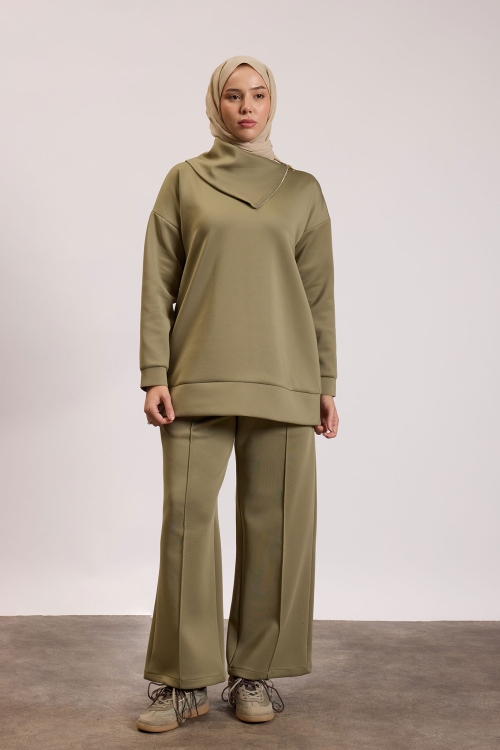 Asimetrik Yaka Scuba Takım Haki