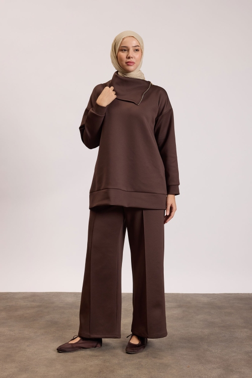 Asimetrik Yaka Scuba Takım Kahverengi