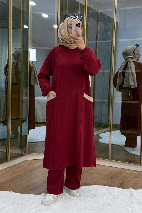 Burgu Kumaş Garnili Takım Bordo