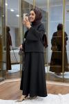 Çiçek Broş Detaylı Scuba Etekli Takım Siyah